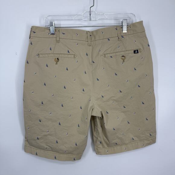 IZOD Advantage Performance Chino Shorts size 34 Khaki Sailboats Print 9.5" Insm - Picture 4 of 8